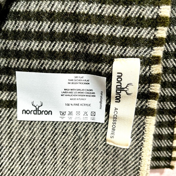 Nordbron, Men’s Scarf - Picture 3 of 6